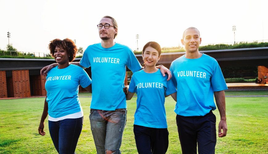Volunteering Boosts Your Productivity and Performance. Here's How