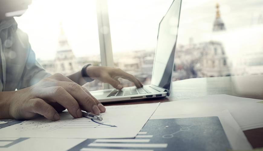 CRM Data Management: 3 Steps to Keep Your CRM Data Up To Date