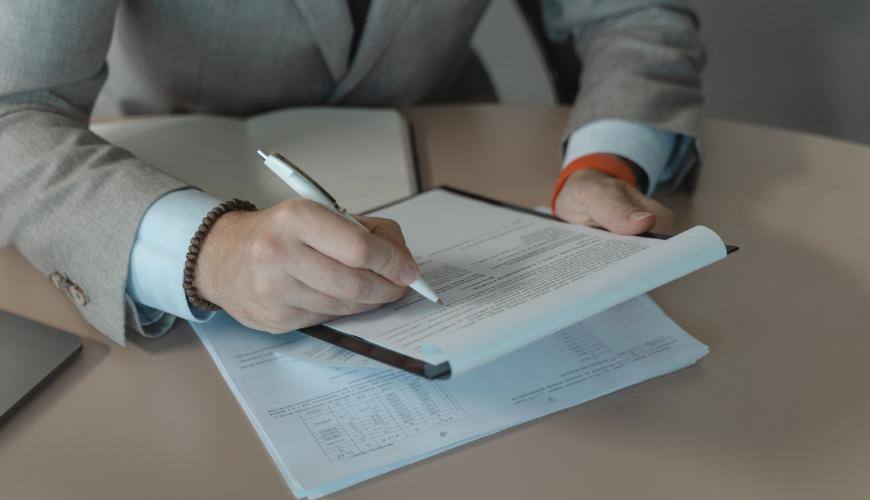 Executive Virtual Assistant Job Description Tips